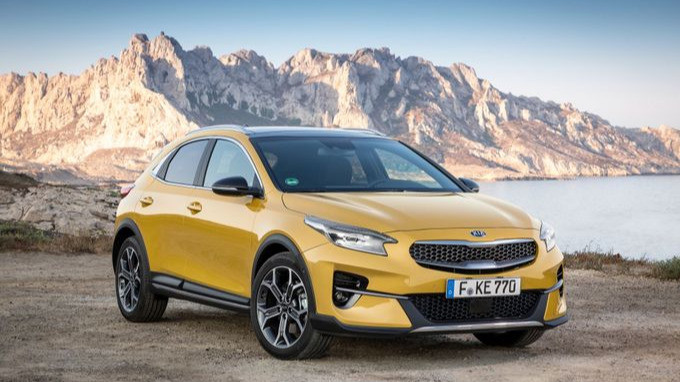 Nový CROSSOVER KIA Xceed na operativní leasing