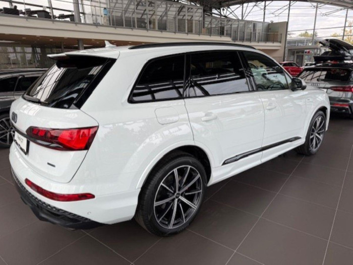 Audi Q7 Sline 50 TDI quattro tiptronic na operativní leasing