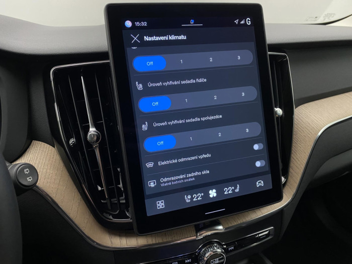 Volvo XC60 T6 AWD AUT BRIGHT PLUS na operativní leasing