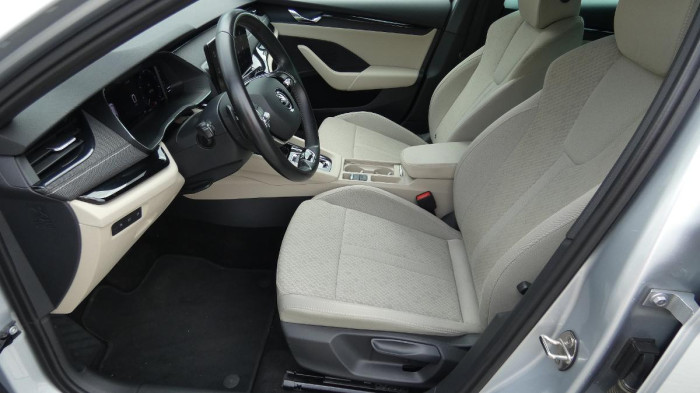 Škoda Octavia Combi 2,0 TDI  DSG Style na operativní leasing