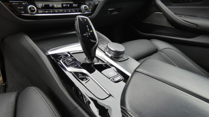 BMW Řada 5 540d xDrive M Sport na operativní leasing
