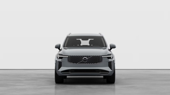 Volvo XC90 CORE, B5 AWD, 184+10 kW / 250+14 HP na operativní leasing