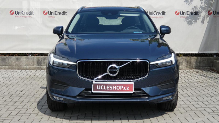 Volvo XC60 B4 AWD Momentum Pro Auto na operativní leasing