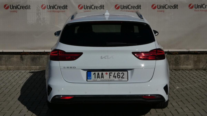 Kia Ceed 1.5 T-GDI 118kW Exclusive SW na operativní leasing