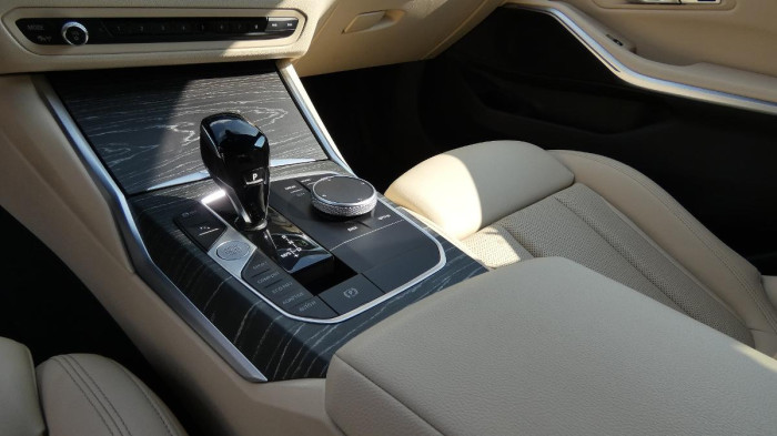 BMW Řada 3 330d xDrive AT na operativní leasing