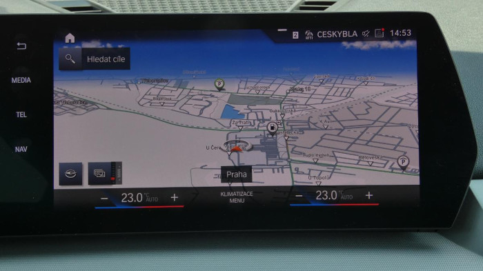 BMW X1 sDrive 18i na operativní leasing