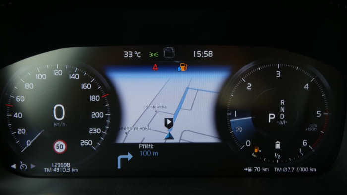 Volvo XC60 B4 AWD Momentum Pro Auto na operativní leasing