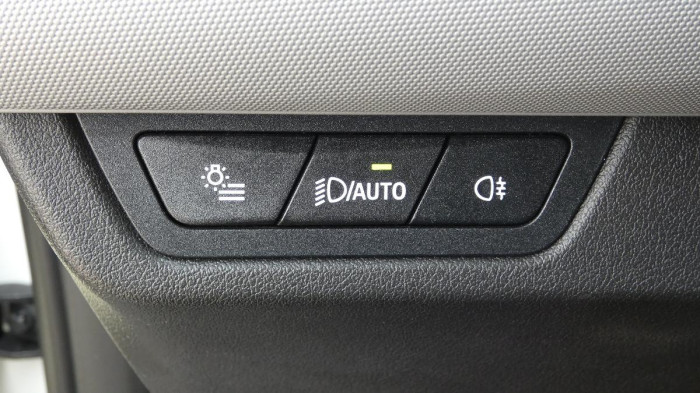 BMW X1 sDrive 18i DCT na operativní leasing