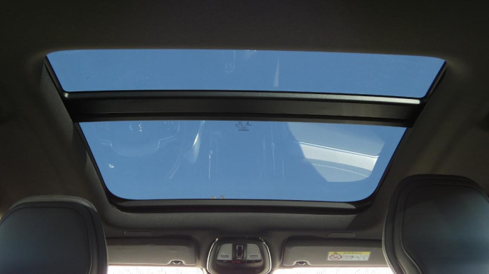 Volvo S60 B5 AWD Ultimate Dark na operativní leasing