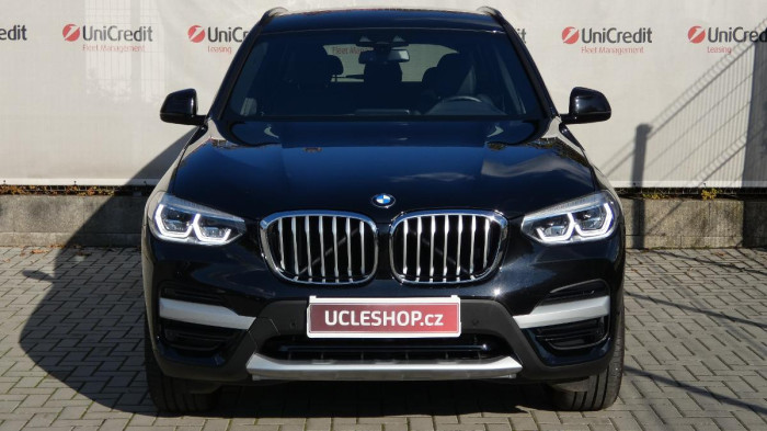 BMW X3 2.0 xDrive20i X-LINE na operativní leasing