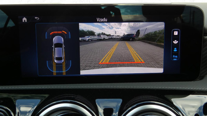 Mercedes-Benz Třídy A 180 Sedan Progessive na operativní leasing