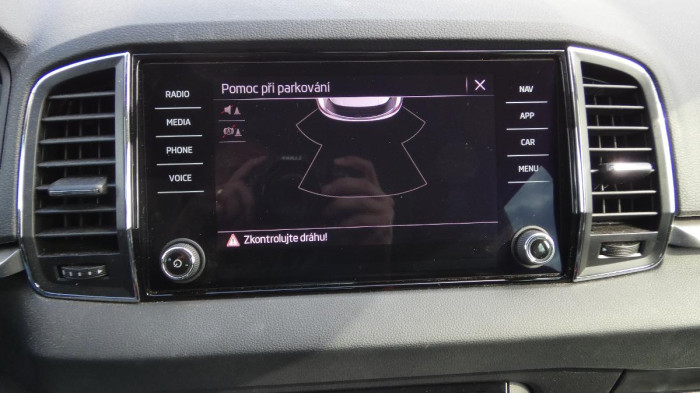 Škoda Karoq 1,5 TSI Ambition DSG na operativní leasing