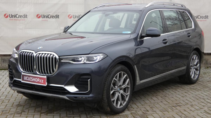 BMW X7 xDrive 40d Luxury na operativní leasing