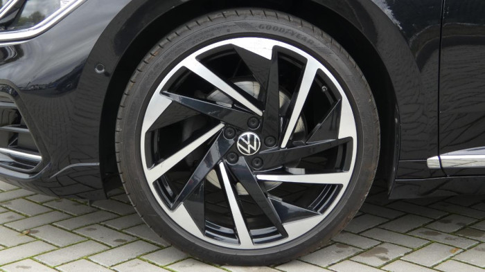 Volkswagen Arteon 2.0 TDI 147kW DSG R-line na operativní leasing