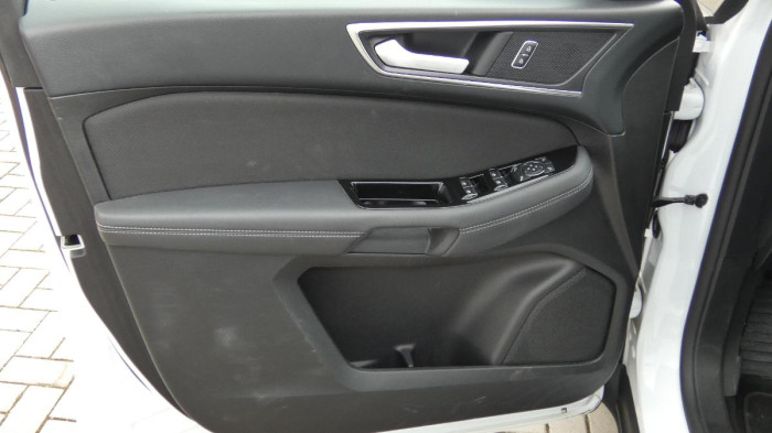 Ford Galaxy 2.0 EcoBlue AWD aut. Titanium na operativní leasing