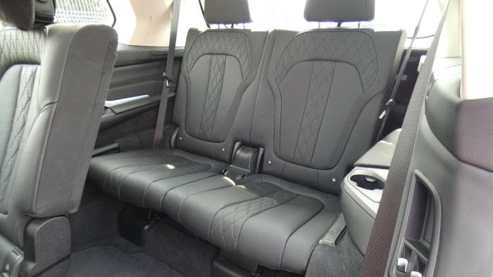 BMW X7 xDrive 40d Luxury na operativní leasing