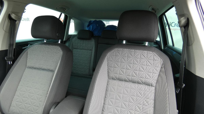 Volkswagen Tiguan 1.5 TSI DSG Life na operativní leasing