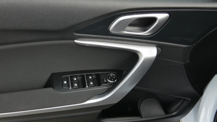 Kia Ceed 1.5 T-GDI 118kW SPIN na operativní leasing