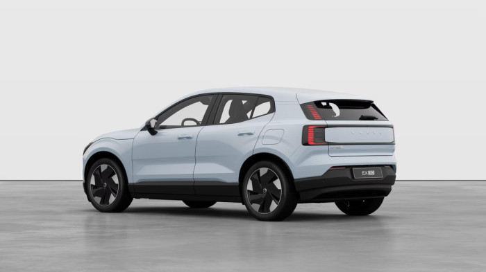 Volvo EX30 PURE ELECTRIC TWIN ENGINE PLUS na operativní leasing