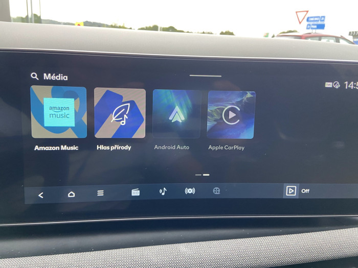 25 1,6 TGDI MT 20 YEARS LUXURY na operativní leasing