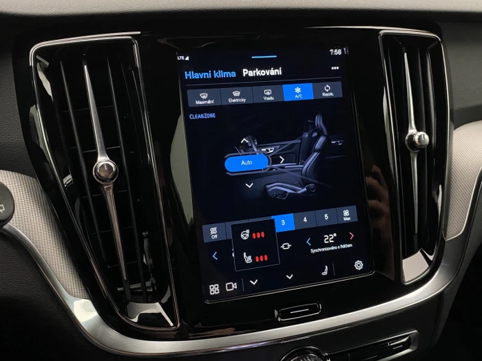 Volvo V60 T6 AWD Plug-in H. BRIGHT PLUS na operativní leasing