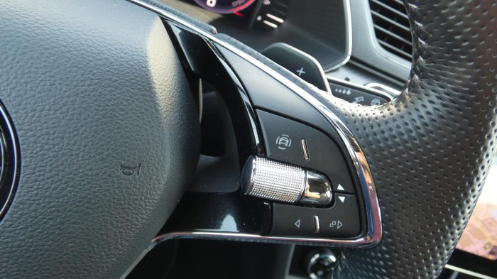 Škoda Superb 2.0 TSI DSG Sportline na operativní leasing