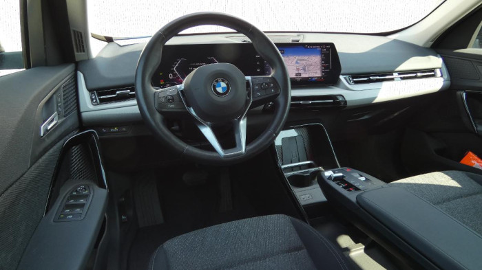 BMW X1 sDrive 18i na operativní leasing