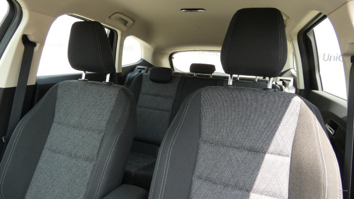 BMW X1 sDrive 18i DCT na operativní leasing