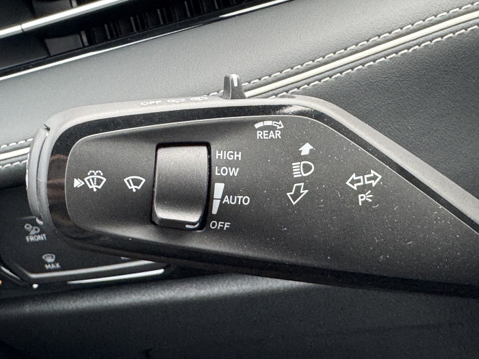 Volkswagen ID.7 Tourer Pro S People  / 210kW na operativní leasing