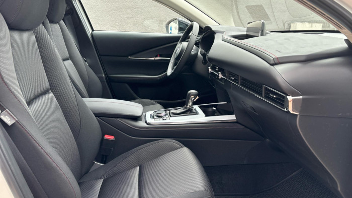 Mazda CX-30 2.5 G140 AT Homura - Snowflake White - Full Servis na operativní leasing