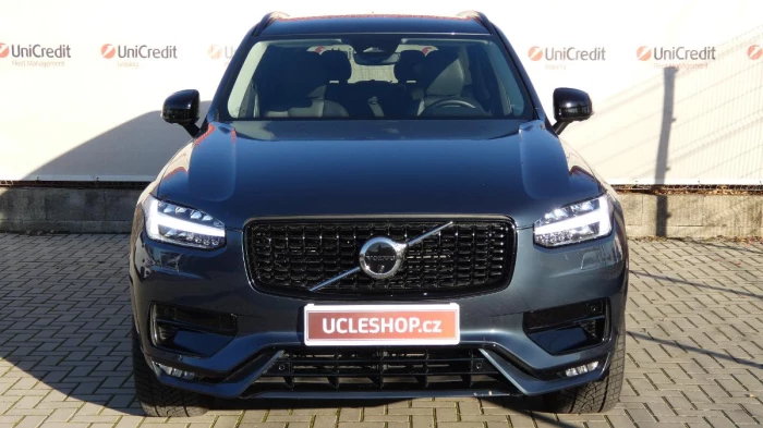 Volvo XC90 B5 AWD Drive-E mHEV Glossy Bla na operativní leasing
