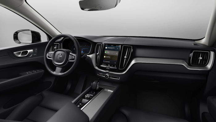 Volvo XC60 B5 na operativní leasing