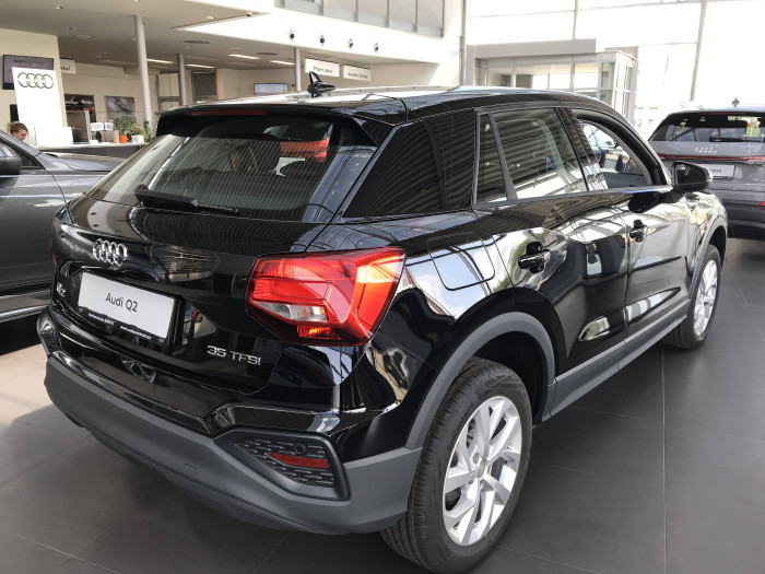 Audi Q2 35 STT 1,5TFSI CoD / 110kW na operativní leasing