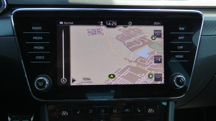 Škoda Superb 2.0 TSI DSG Sportline na operativní leasing