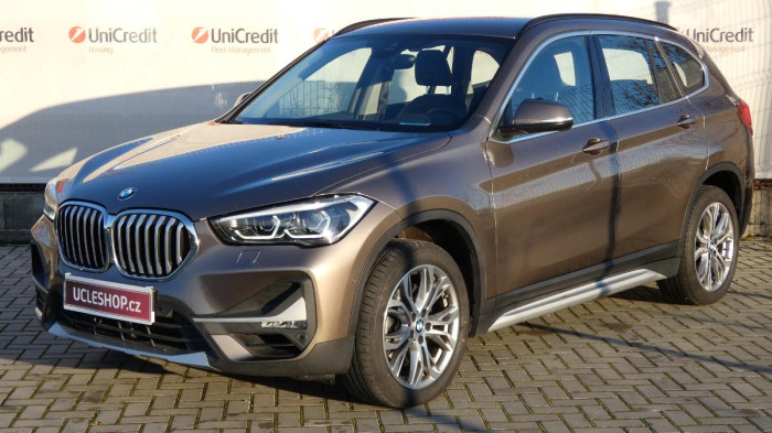 BMW X1 xDrive20i X-Line na operativní leasing