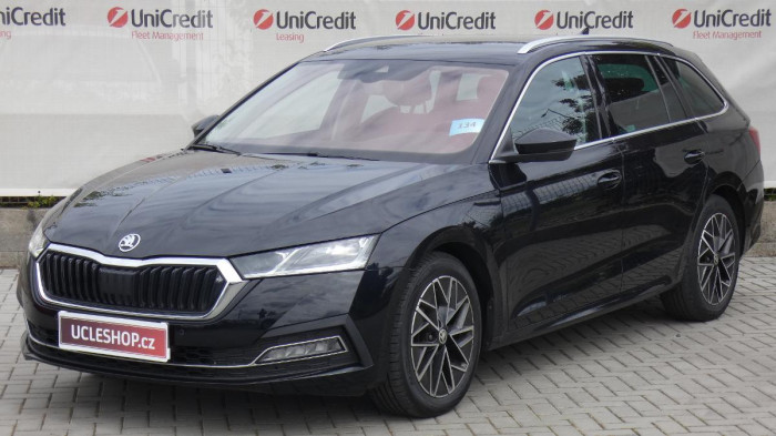 Škoda Octavia Combi 2,0 TDI DSG Style na operativní leasing