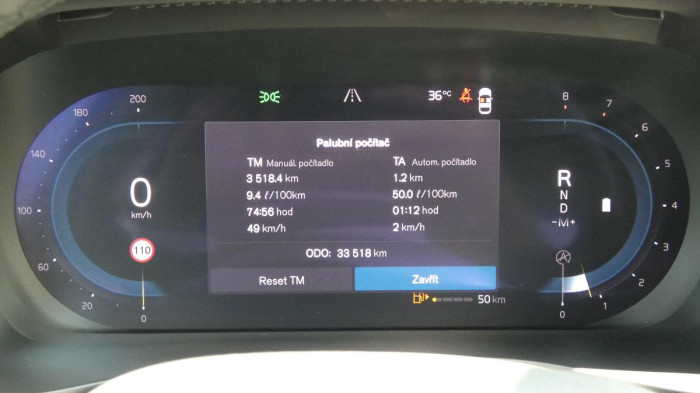 Volvo XC40 B4 AWD Plus Dark na operativní leasing