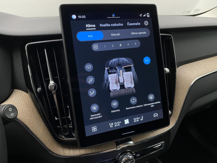 Volvo XC60 T6 AWD AUT BRIGHT PLUS na operativní leasing