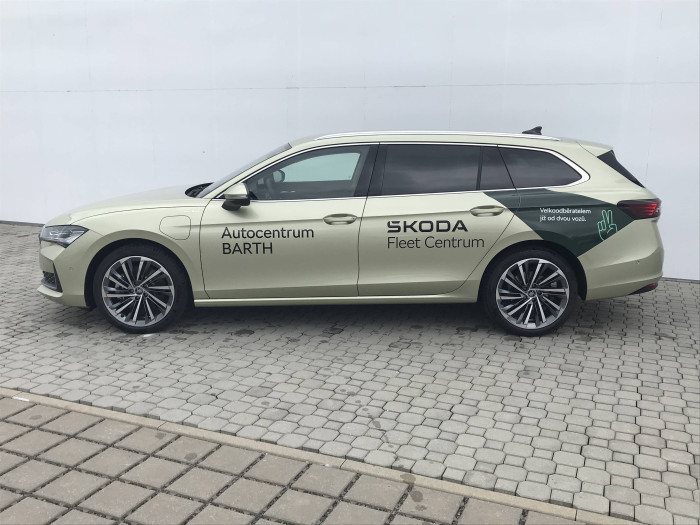 Škoda Superb Combi L&K 6DSG 1,5TSI / 150kW na operativní leasing