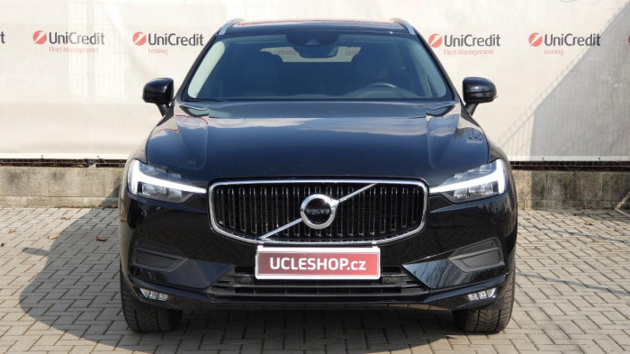 Volvo XC60 B4 FWD Momentum Auto na operativní leasing