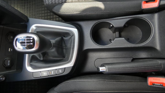 Kia Ceed 1.5 T-GDI 118kW Exclusive SW na operativní leasing