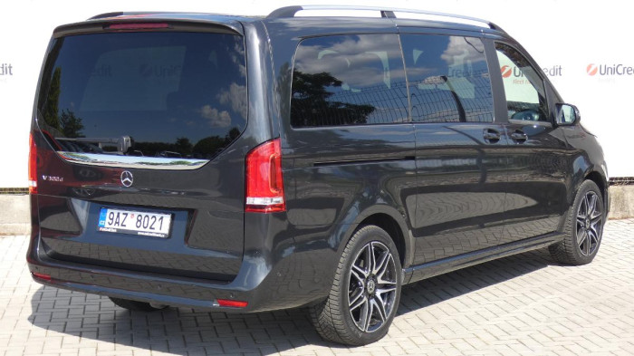 Mercedes-Benz Třídy V 300d AMG 9G Tronic na operativní leasing