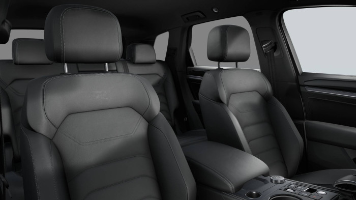 Volkswagen Touareg R-Line V6 3,0 TSI 250kW 4MOT 8DSG na operativní leasing