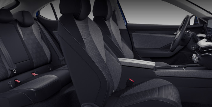 Škoda Superb Selection 1,5 TSI iV 150 kW 6° automatická DSG Plug-in hybrid na operativní leasing