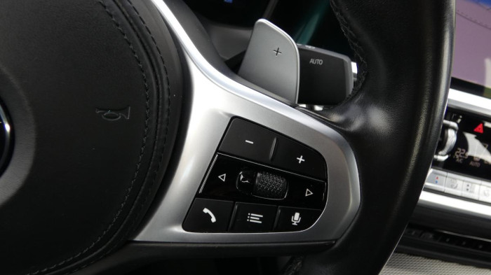 BMW Řada 3 330e xDrive M Sport Plug-in Hy na operativní leasing