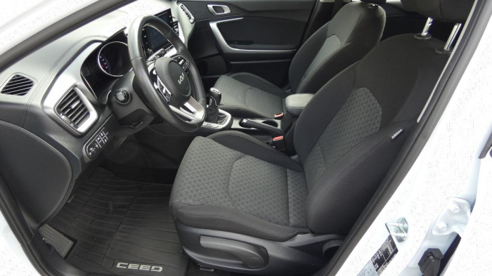 Kia Ceed 1.5 T-GDI 118kW SPIN na operativní leasing