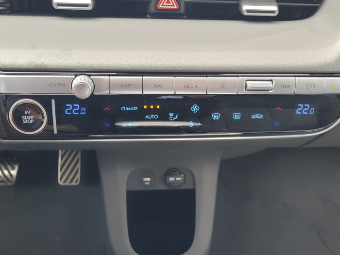 24 77KWH 4×2 STYLE na operativní leasing