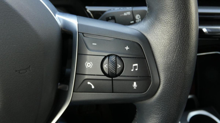 BMW X1 sDrive 18i DCT na operativní leasing