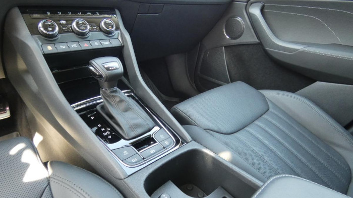 Škoda Kodiaq 2,0 TDI L&K DSG 4x4 na operativní leasing