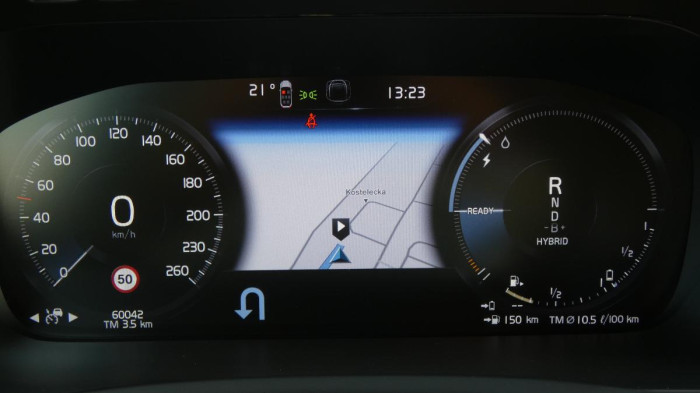 Volvo XC90 T8 Plug-in Hybrid Inscription, na operativní leasing